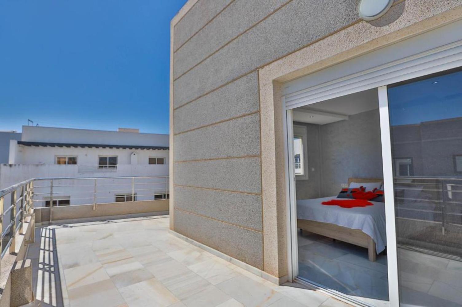 - Golden Luxury شقة